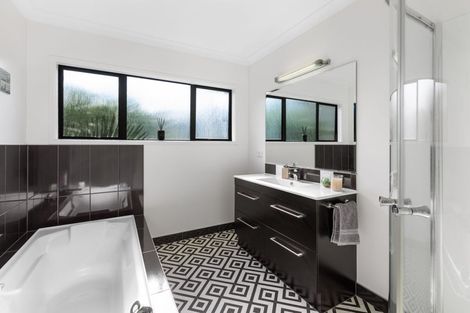 Photo of property in 28 River View Road, Morrinsville, 3300