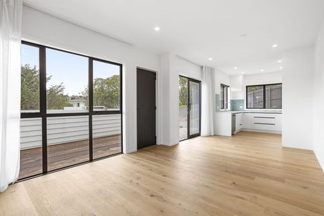 Photo of property in 6 Cranston Street, Torbay, Auckland, 0632