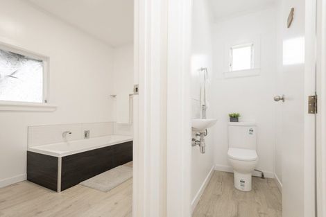 Photo of property in 56 Herbert Road, Te Hapara, Gisborne, 4010