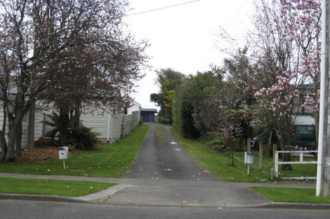 Photo of property in 9a Kawiu Road, Levin, 5510