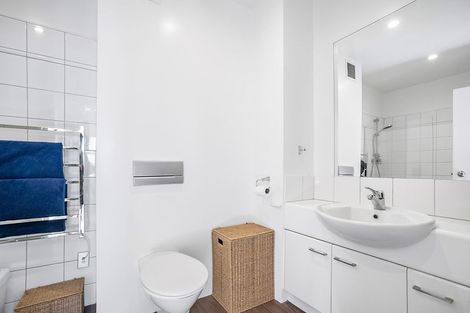 Photo of property in Dunningham City Apartments, 4a/20 Wolfe Street, Auckland Central, Auckland, 1010