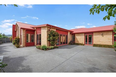 Photo of property in 86 Milns Road, Halswell, Christchurch, 8025