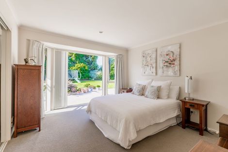 Photo of property in 6 Station Road, Huapai, Kumeu, 0810