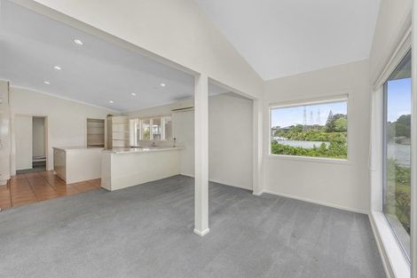 Photo of property in 1 Pakuranga Road, Pakuranga, Auckland, 2010