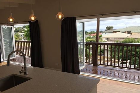 Photo of property in 686a Whangaparaoa Road, Stanmore Bay, Whangaparaoa, 0932
