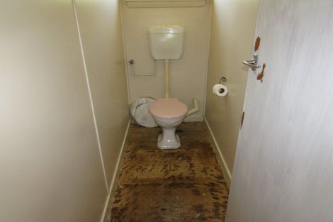 Photo of property in 39 Cambridge Street, Tapanui, 9522