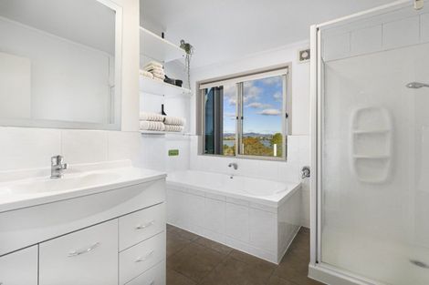 Photo of property in 77 Goods Road, Otumoetai, Tauranga, 3110