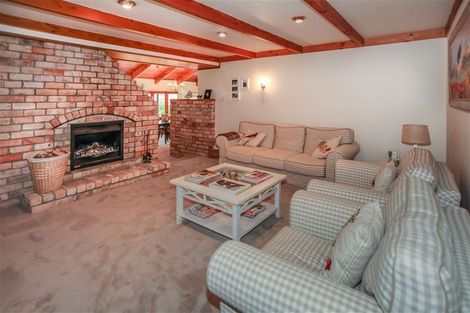 Photo of property in 18 Clark Road, Karaka, Papakura, 2580