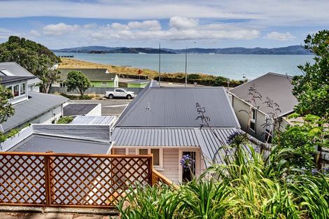 Photo of property in 69 Muritai Road, Eastbourne, Lower Hutt, 5013