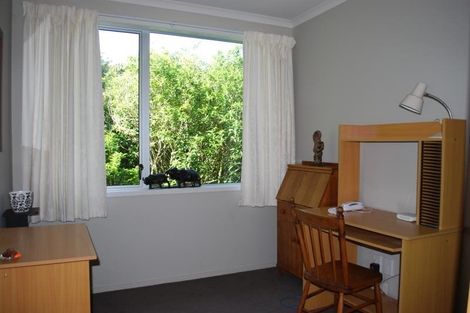 Photo of property in 81 Brois Street, Frankleigh Park, New Plymouth, 4310