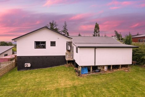 Photo of property in 28 Snowdon Street, Allanton, Mosgiel, 9092