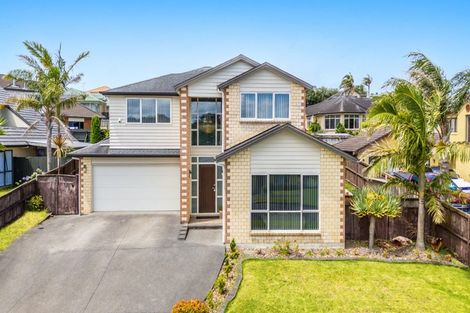 Photo of property in 51 Mt Lebanon Crescent, The Gardens, Auckland, 2105