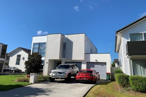 Photo of property in 5 Phar Lap Crescent, Takanini, 2112