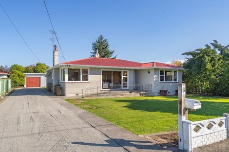 Photo of property in 6 Wakelin Street, Carterton, 5713