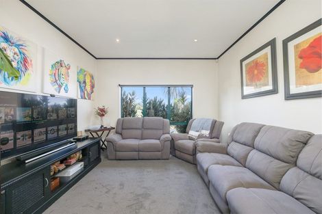 Photo of property in 123 Voyager Drive, Gulf Harbour, Whangaparaoa, 0930