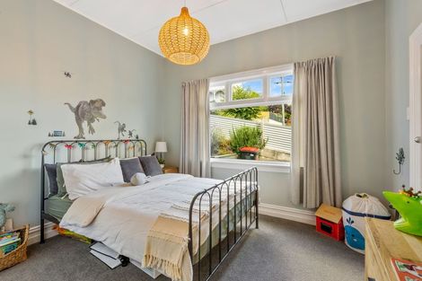 Photo of property in 19 Cole Street, Caversham, Dunedin, 9012