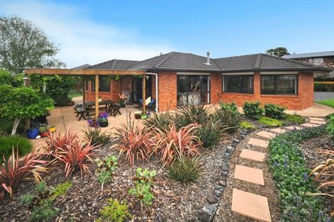 Photo of property in 6 O'sullivan Place, Waiuku, 2123