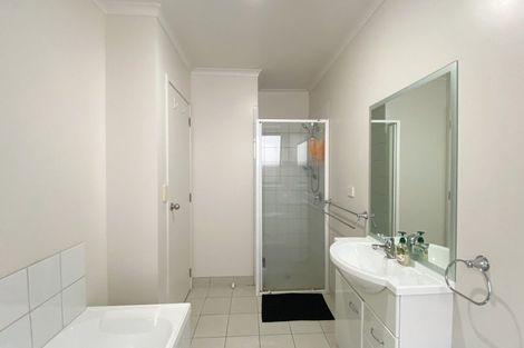 Photo of property in 36a Divich Avenue, Te Atatu South, Auckland, 0610