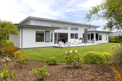 Photo of property in 8 Akatea Lane, Richmond Heights, Taupo, 3330