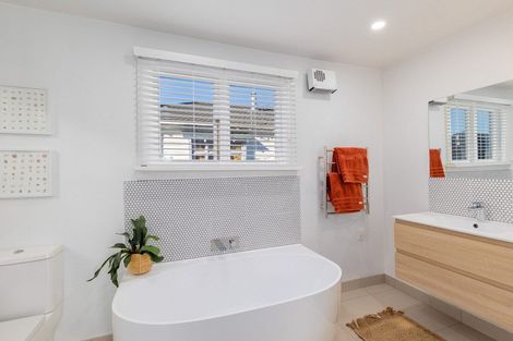 Photo of property in 51 North Avon Road, Richmond, Christchurch, 8013