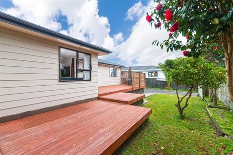 Photo of property in 23 Armada Drive, Ranui, Auckland, 0612
