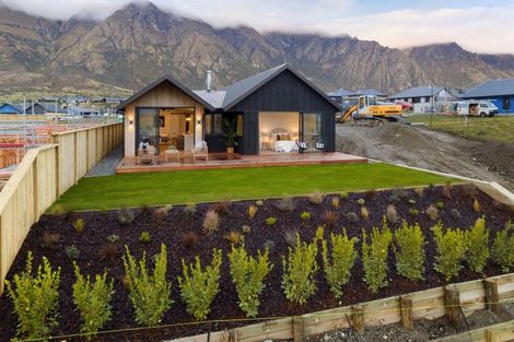 Photo of property in 125 Spur Ridge Rise, Jacks Point, 9371