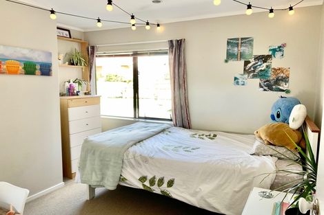 Photo of property in 2d Palomino Drive, Henderson, Auckland, 0612