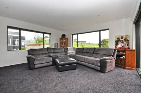 Photo of property in 18a Awhitu Road, Waiuku, 2683