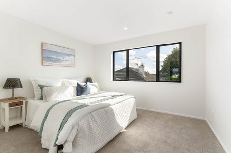 Photo of property in 71a Matipo Road, Te Atatu Peninsula, Auckland, 0610