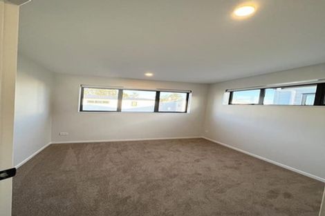 Photo of property in 27 Arahopu Place, Papakura, 2110