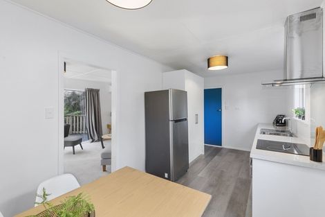 Photo of property in 35 Thomas Street, Stokes Valley, Lower Hutt, 5019