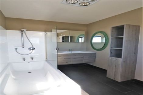 Photo of property in 193 North Street, West End, Timaru, 7910