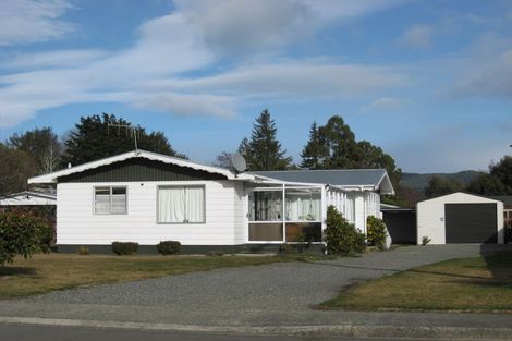 Photo of property in 65 Bligh Street, Te Anau, 9600