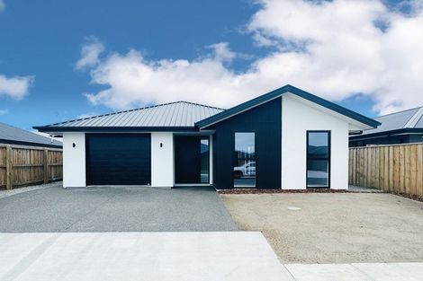 Photo of property in 3 Cousins Street, Woodend, 7691