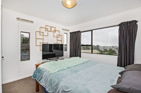 Photo of property in 17 Granfield Place, Te Kamo, Whangarei, 0112