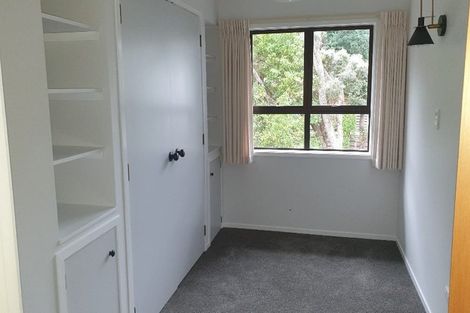 Photo of property in 2/30 Manly Esplanade, Browns Bay, Auckland, 0630