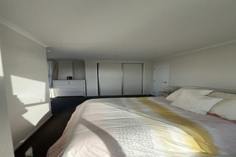 Photo of property in 32 Raranga Lane, Hobsonville, Auckland, 0616