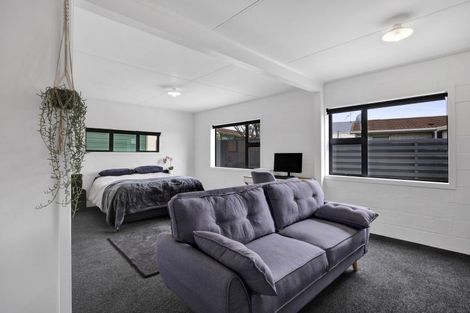 Photo of property in 35 Collins Street, Hawera, 4610