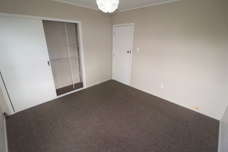 Photo of property in 81 Sturges Road, Henderson, Auckland, 0612