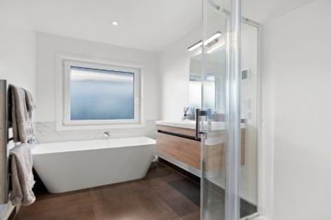 Photo of property in 96 Jack Hanley Drive, Jacks Point, Queenstown, 9371