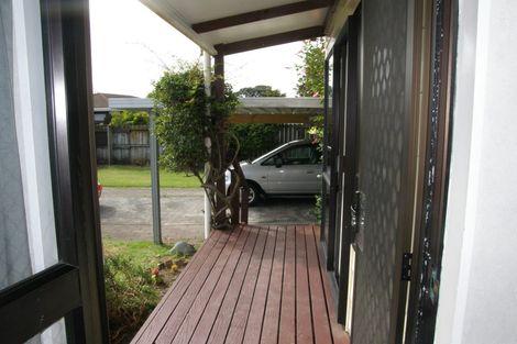 Photo of property in 2/12 Millen Avenue, Pakuranga, Auckland, 2010