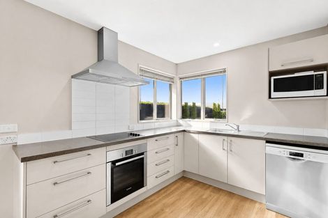 Photo of property in 34 Shands Road, Hornby, Christchurch, 8042