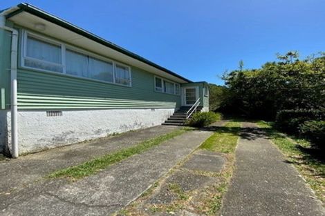 Photo of property in 37 Ranui Terrace, Tawa, Wellington, 5028