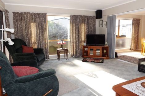 Photo of property in 10 Te Kama Street, Levin, 5510