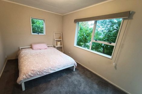 Photo of property in 51a Guadeloupe Crescent, Grenada Village, Wellington, 6037