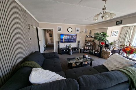 Photo of property in 29 Parkes Avenue, Saint Johns Hill, Whanganui, 4501
