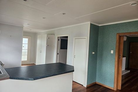 Photo of property in 23 Newhaven Place, Roslyn, Palmerston North, 4414