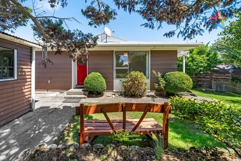 Photo of property in 69b Hartford Crescent, Totara Park, Upper Hutt, 5018