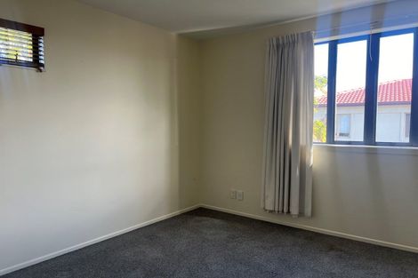 Photo of property in 10/21 Armoy Drive, East Tamaki, Auckland, 2016