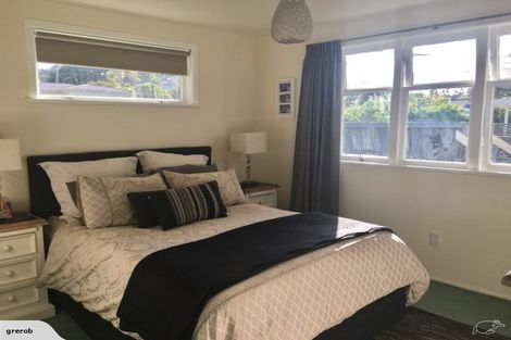 Photo of property in 1/156 Nile Road, Milford, Auckland, 0620